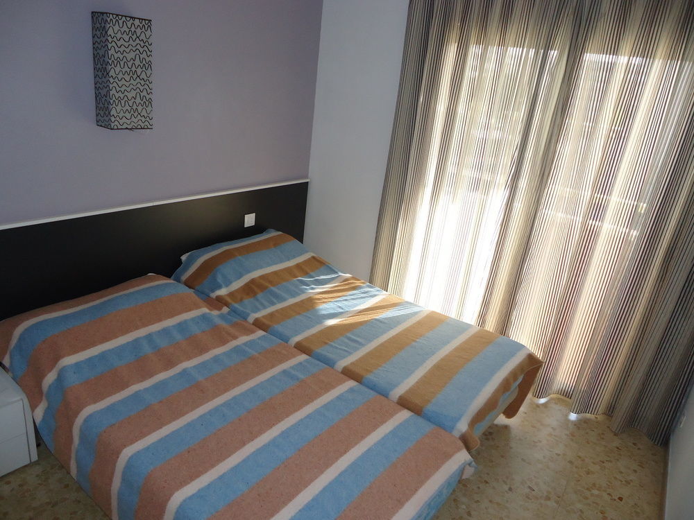 Apartamentos Antillas Fenals يوريت دي مار المظهر الخارجي الصورة