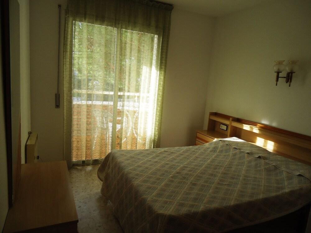 Apartamentos Antillas Fenals يوريت دي مار المظهر الخارجي الصورة